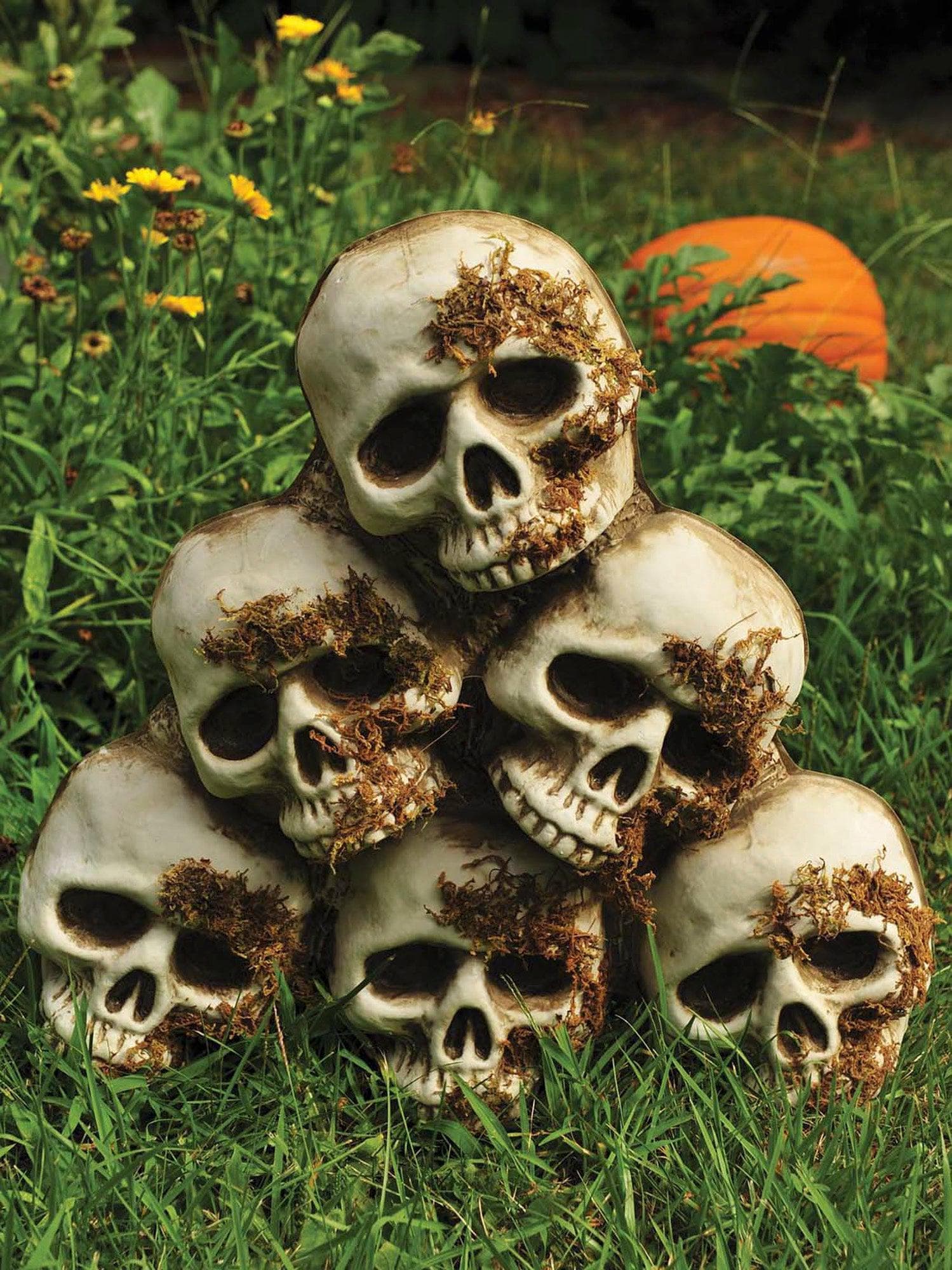 18 Inch Mossy Skull Pyramid Prop - costumes.com