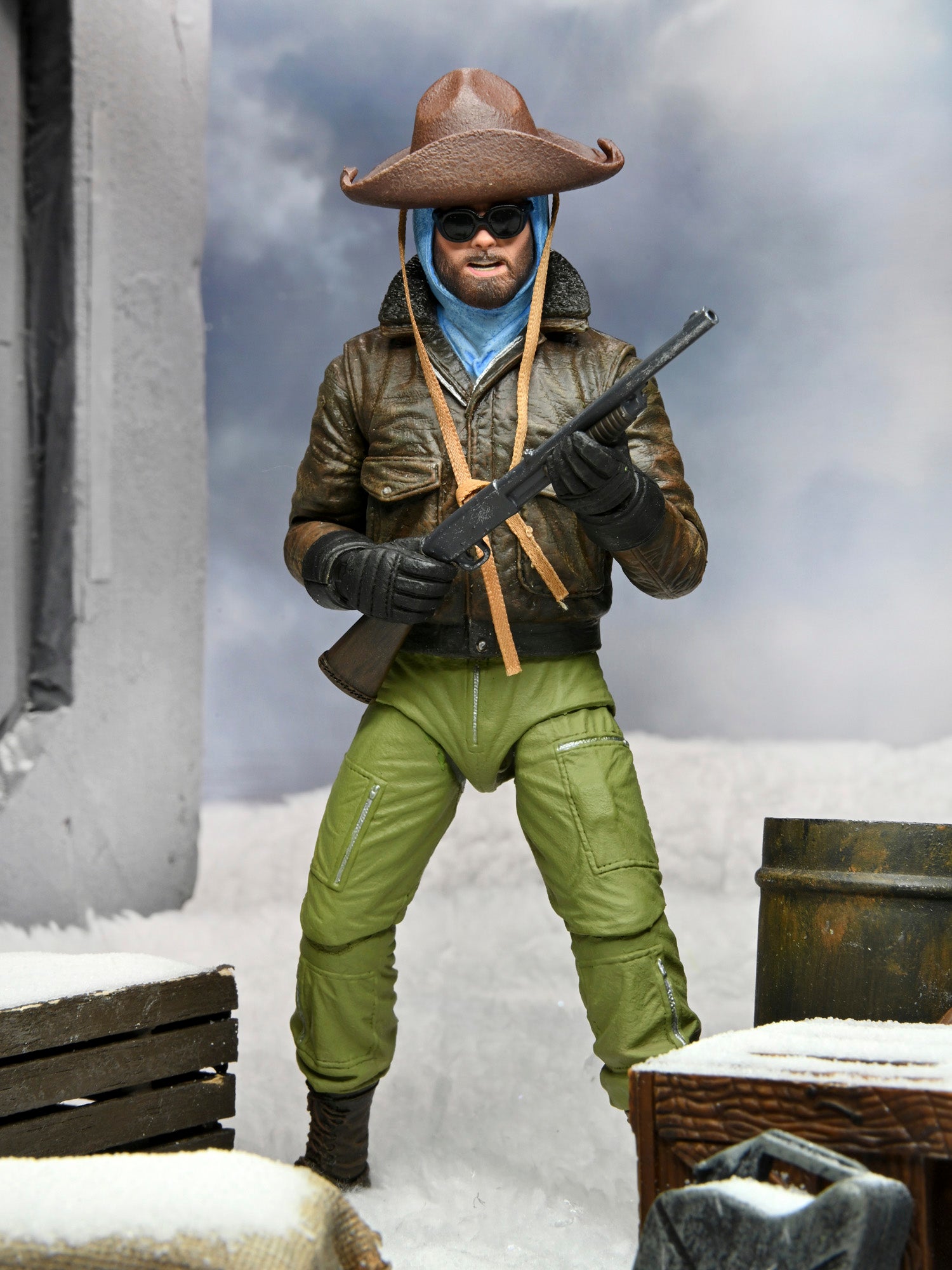 NECA - The Thing - 7" Scale Action Figure - Ultimate Macready (Outpost 31) - costumes.com