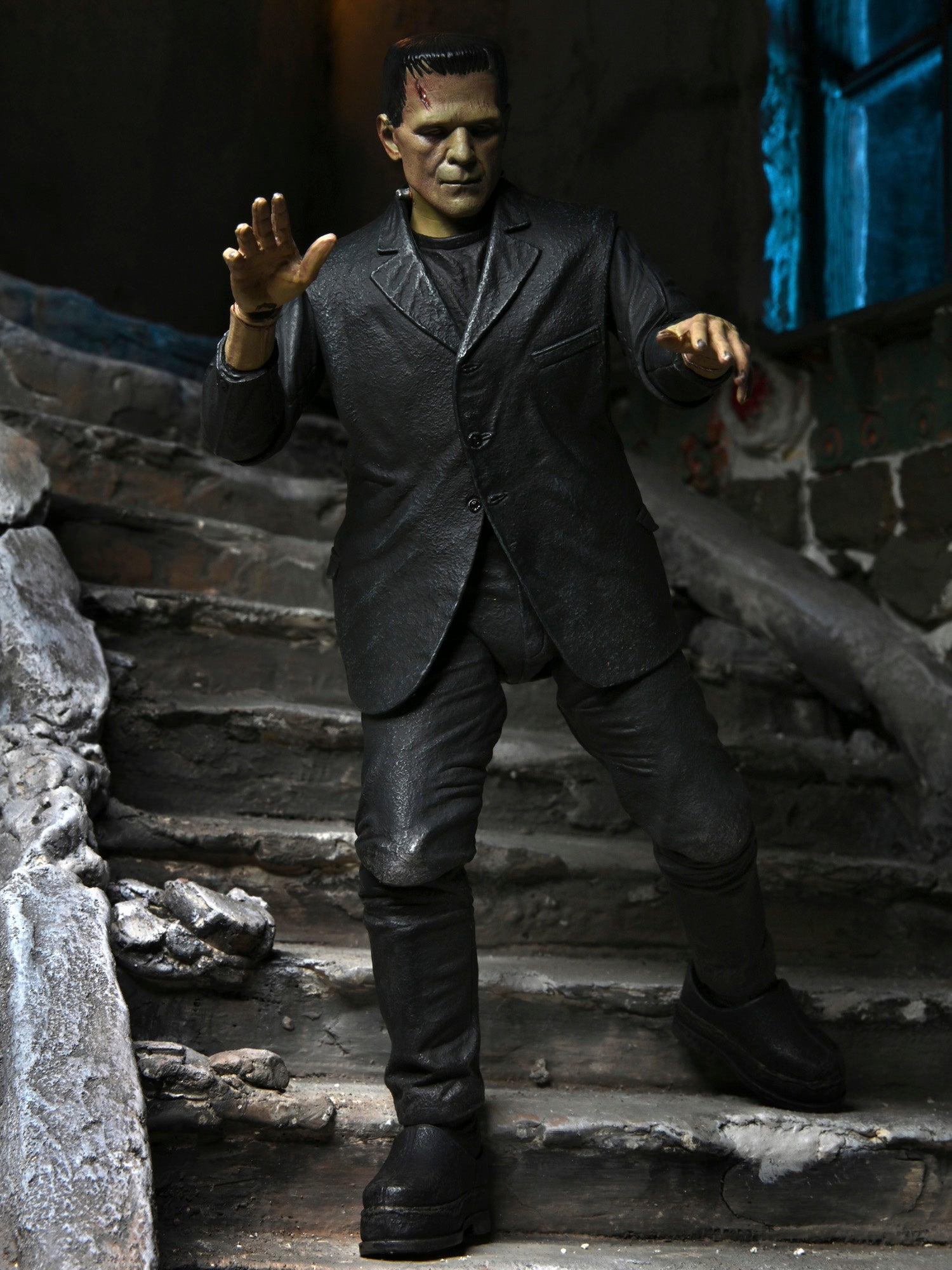 NECA - Universal Monsters - 7" Scale Action Figure - Ultimate Frankenstein's Monster (Color) - costumes.com