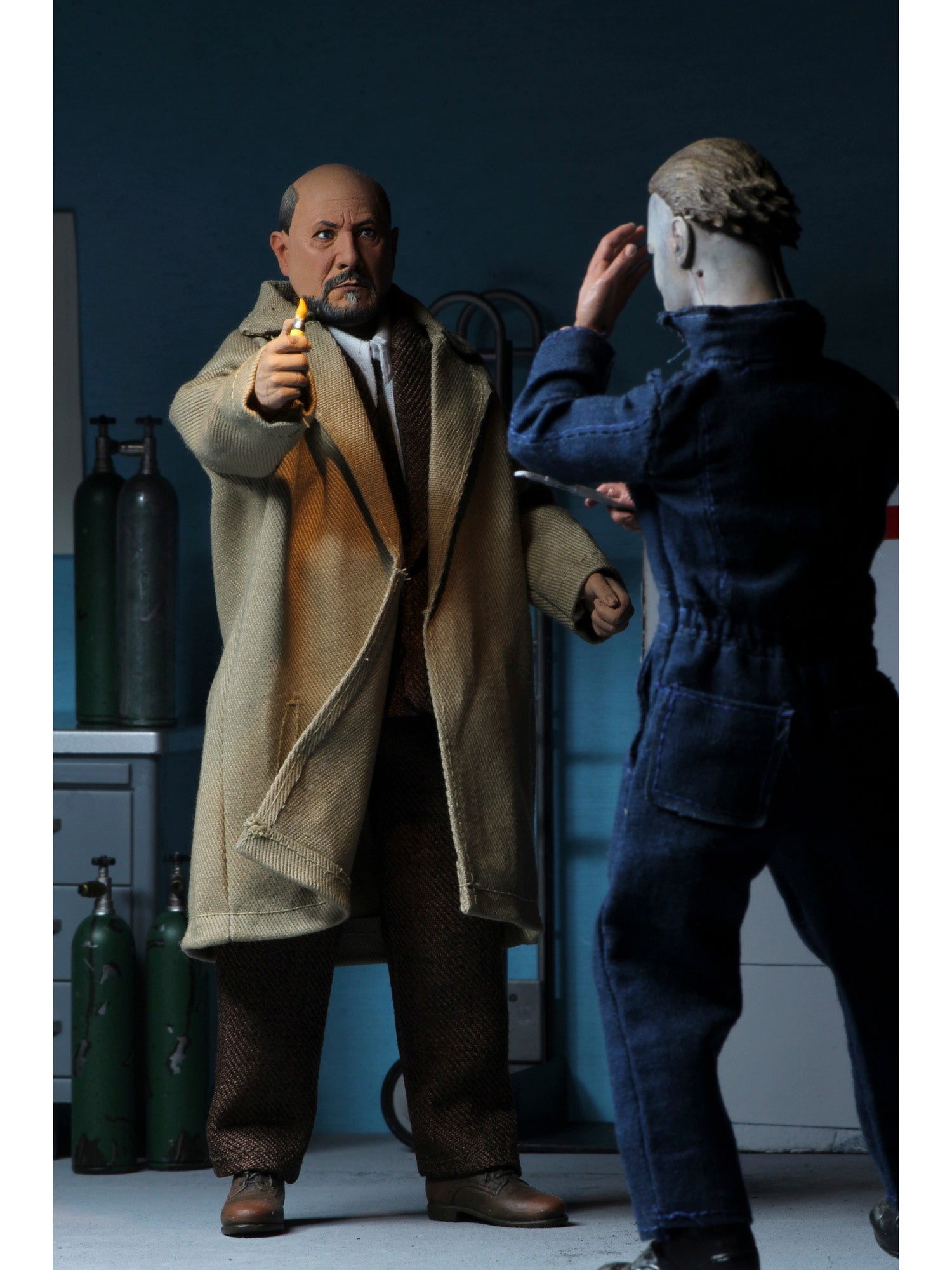 NECA - Halloween 2 (1981) - 8" Clothed Action Figure - Dr. Loomis and Laurie Strode 2 Pack - costumes.com